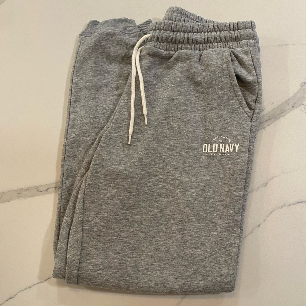 Old Navy Grey CA Cuff Sweatpants